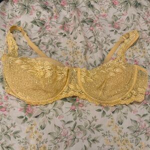 Vintage Fashion Bug Bra